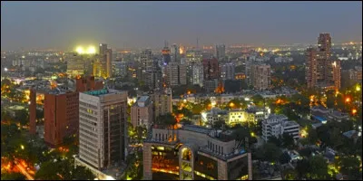 Delhi, 17 millions d'habitants, est une ville d'...
