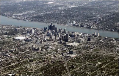 Detroit, 650 000 habitants, est une ville d'...