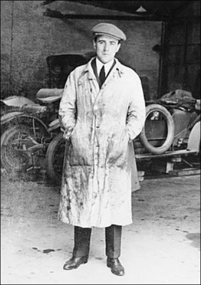 Comment s'appelle le créateur de la marque ?