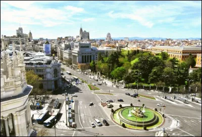 Quelle est cette capitale ensoleillée ?