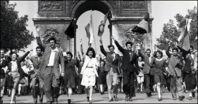 Quand Paris est-il libéré ?