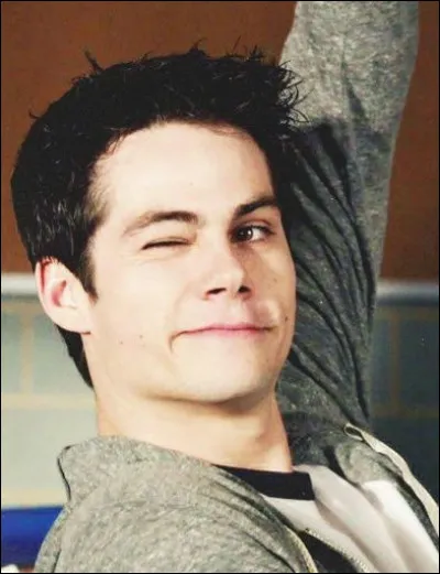Quels outils ne quittent jamais Stiles ?