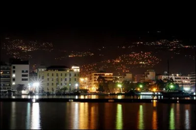 Qui joue le rôle du juge d'instruction dans le film de Costa-Gravas intitulé "Z" ?