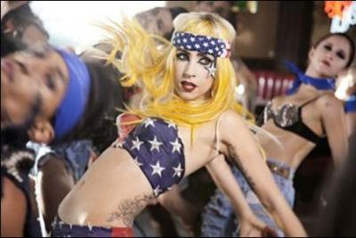 Dans quel clip Lady Gaga porte-t-elle ce vêtement ?