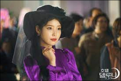 Comment Jang Man-Wol, interprétée par IU, s'est-elle retrouvée à gérer l'Hotel del Luna ?