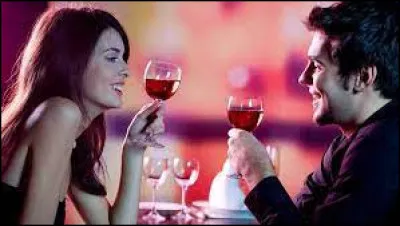 Lors de votre premier rendez-vous amoureux, votre partenaire essaye de vous embrasser, que faites-vous ?