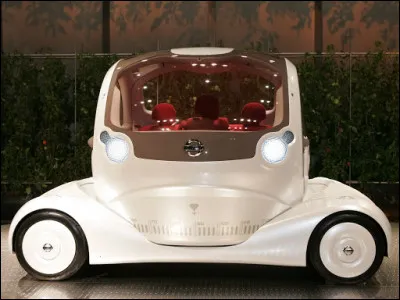 Au Japon...

"**^*** ! ! ! ! Ramassis d'incapables, vous avez vissé l'habitacle totalement de travers !".
Comment s'appelle ce concept qui a dû causer une grosse frayeur au Pdg quand il a vu le prototype pour la première fois ?