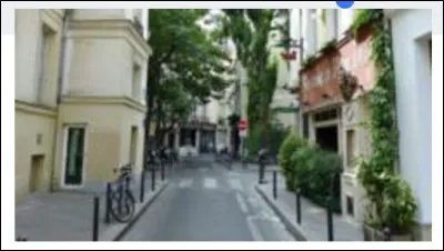 Qu'a de particulier la rue des Degrés à Paris dans le deuxième arrondissement ?