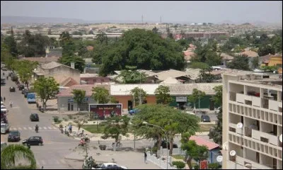 Benguela, 560 000 habitants, est une ville d'...