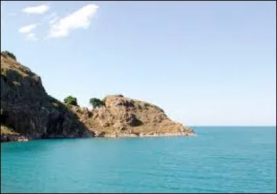 Comment s'appelle le plus grand lac de Turquie ?