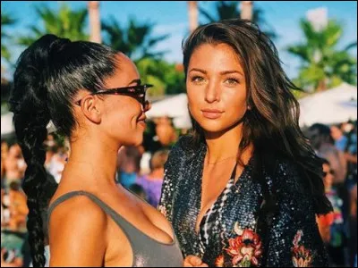 Comment s'appelle la s&oelig;ur d'Eva Queen ?