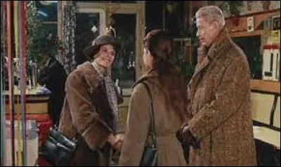 Dans "Muriel ou le temps d'un retour", Hélène Aughain, antiquaire à domicile, vit à Boulogne-sur-Mer avec Bernard, son beau-fils qui revient d'Algérie. De qui est ce film ?