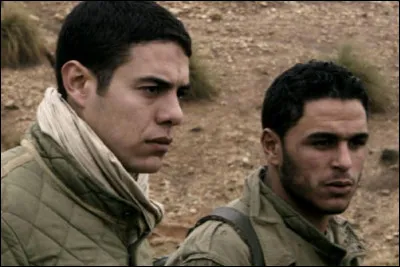 Ce film de 2005 retrace quelques jours de la vie du sous-lieutenant Roque. Il a sous ses ordres 400 soldats français, dont quatre jeunes musulmans qui se sont engagés. Peu à peu, la méfiance et la suspicion de trahison s'installent. Quel est ce film ?