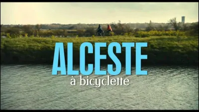 Qui accompagne Lambert Wilson dans le film "Alceste à bicyclette" ?