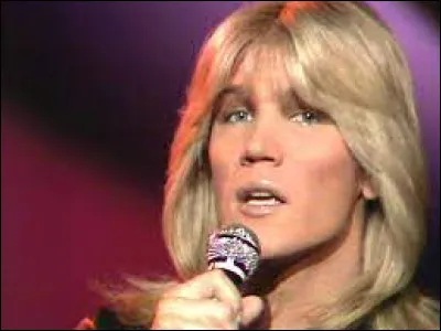 Complétez le titre de cette chanson : "Ça c'est...