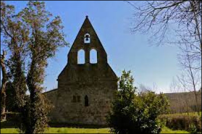 Nous commençons notre balade pascale devant l'église Notre-Dame, à Ambrus. Village Lot-et-Garonnais, il se situe dans l'ancienne région ...