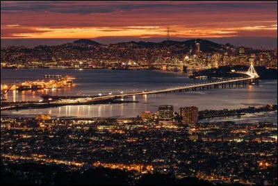 Cliquez sur une ville de Californie, dans la baie de San Francisco.