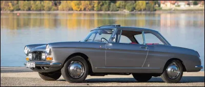 Même s'il a des airs de Ferrari ce coupé français des années 70 a fière allure. Quelle est cette auto ?