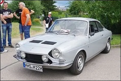 Quel est ce beau petit coupé ?