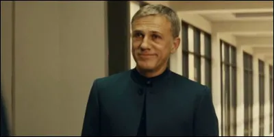 Qui est cet acteur qui a joué dans "Inglourious Basterds", "De l'eau pour les éléphants" et "The Green Hornet" ?