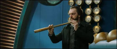 Qui est cet acteur qui a joué dans "Cloud Atlas", "Captain America : First Avenger" et dans la trilogie "Matrix" ?