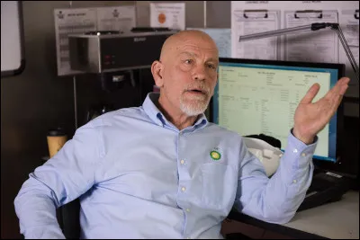 Qui est cet acteur qui a joué dans "Les Ailes de l'enfer", "Dans la ligne de mire" et "Mary Reilly" ?