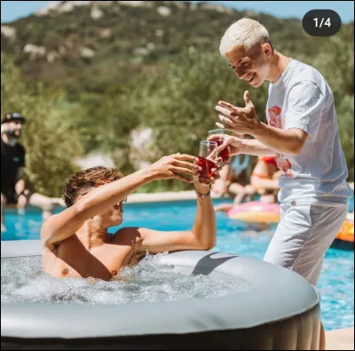 Avec qui fait-il le plus de vid&eacute;os ?