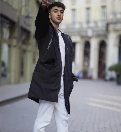 Quel &acirc;ge a-t-il le 5 avril 2021 ?