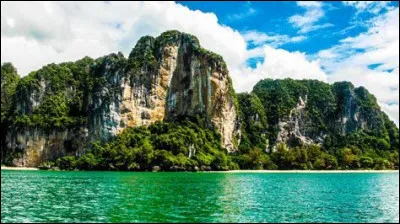 Quel membre est thaïlandais ?