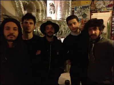 Quel ancien membre est surnommé Mōkòke Bēlöke ?