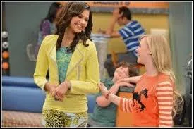 Quelle star d'une autre srie Disney Channel a fait une apparition dans la saison 2 dans le rle de Sequoia Jones ?