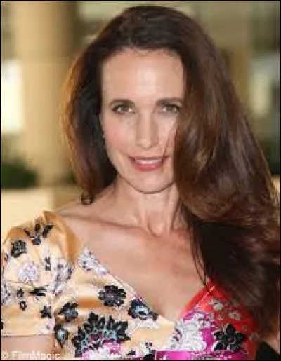 C&eacute;l&eacute;brit&eacute;s, people - Quel est le nom de cette c&eacute;l&egrave;bre mannequin et actrice ?