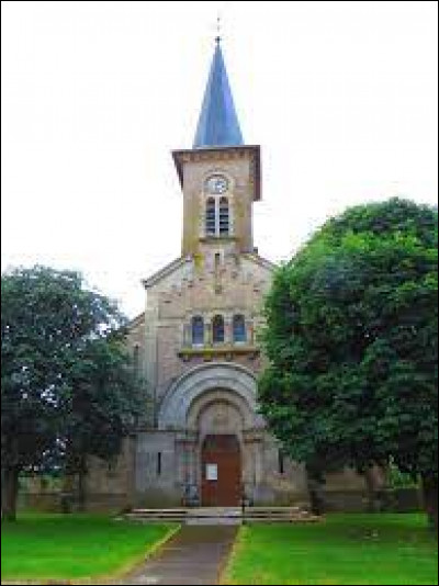Nous sommes dans le Grand-Est devant l'église de la Nativité-de-la-Vierge, à Abaucourt. Village de l'arrondissement de Nancy, il se situe dans le département ...