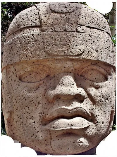 De sacrées têtes, les mecs... > Entre 2500 et 500 avant Djeezus... pardon ! Jésus-Christ, dans le sud du Mexique, cette civilisation pluriethnique fut la mère de toutes les autres en Mésoamérique. Qui étaient-ils ?