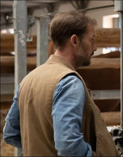 Quel est le personnage joué par Nicolas Duvauchelle ?