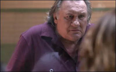 Gérard Depardieu joue Bruno Riva dans...