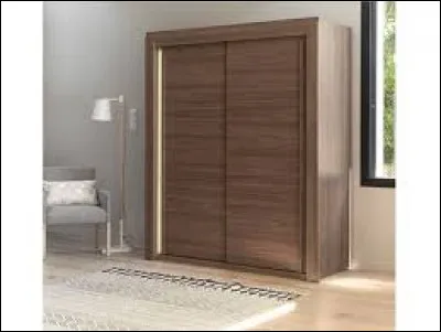 Voici une simple armoire moldue, que se passerait-il si l'on rentrait dedans dans l'univers de Harry Potter ?