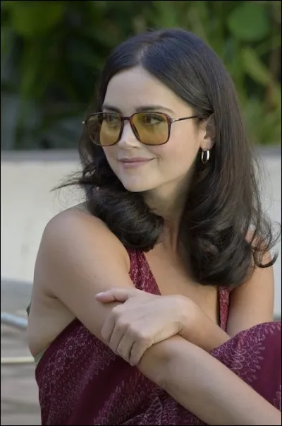 Jenna-Louise Coleman joue Marie-Andrée Leclerc dans...