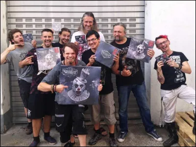 Complétez : 
"Ai vis lo lèbre, lo rainard, lo..."