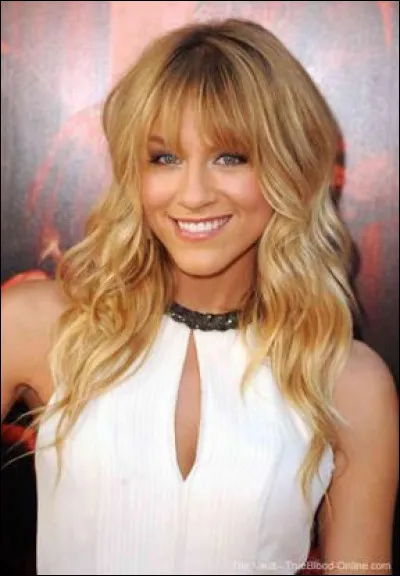 Quel service Penny Peabody demande-t-elle à Jughead ?