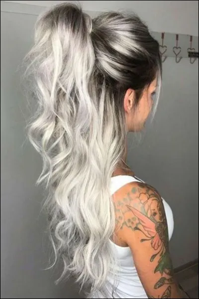 De quelle couleur sont tes cheveux ?