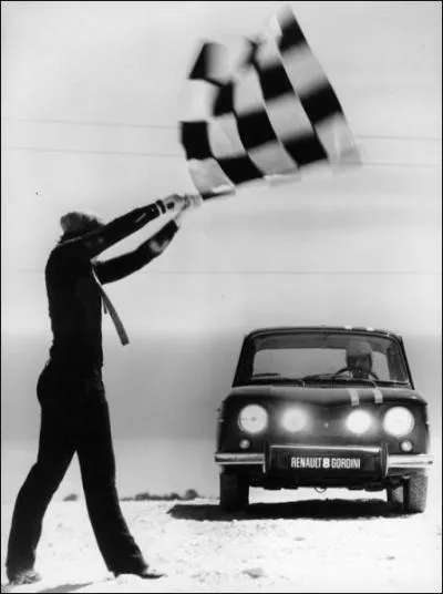 Que signifie ce drapeau dans une course automobile ?