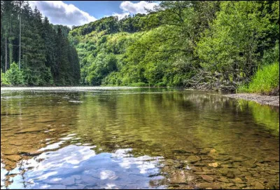 Lequel de ces départements n'appartient pas à la région des Hauts-de-France ?