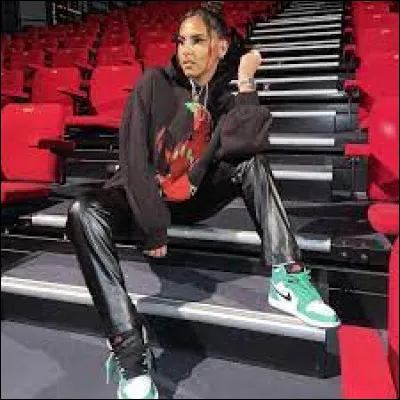 Choisis un titre de Linda :