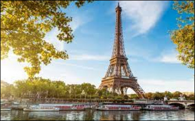 Vrai ou faux ? La tour Eiffel fait partie des 7 merveilles du monde.