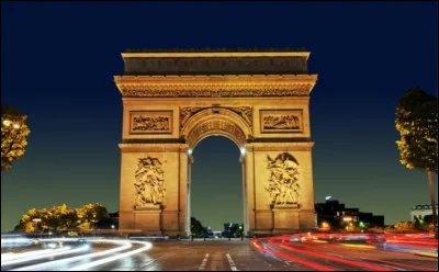 Pourquoi l'Arc de Triomphe a-t-il été construit ?