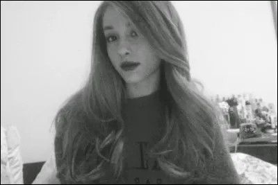 Est-ce Ariana Grande ?