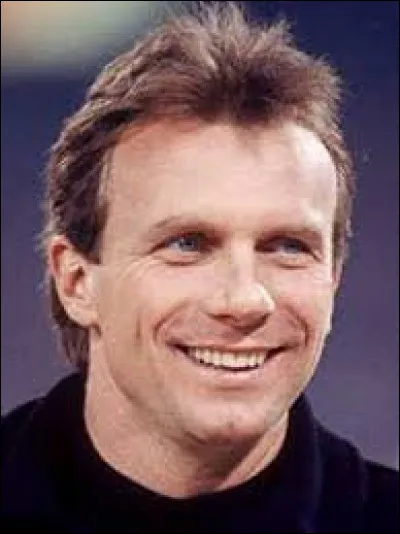 Dans quel sport excellait l'Américain Joe Montana ?