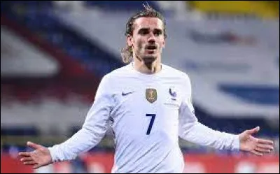 Est-ce que ton joueur a déjà été coéquipier de Antoine Griezmann ?
