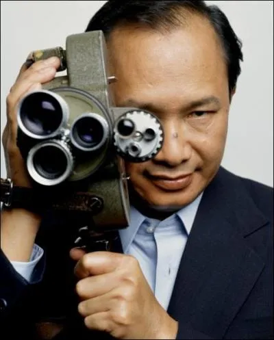 Quel est le nom du premier long mtrage de John Woo ?